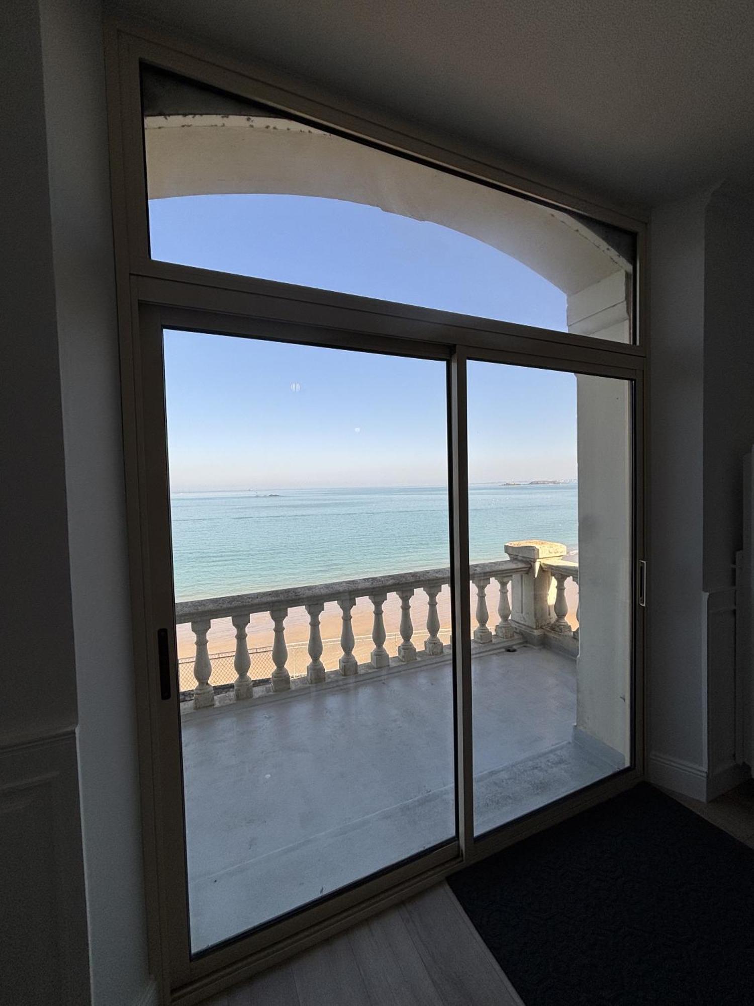Villa Ker Eole Vue Mer 디나르 객실 사진