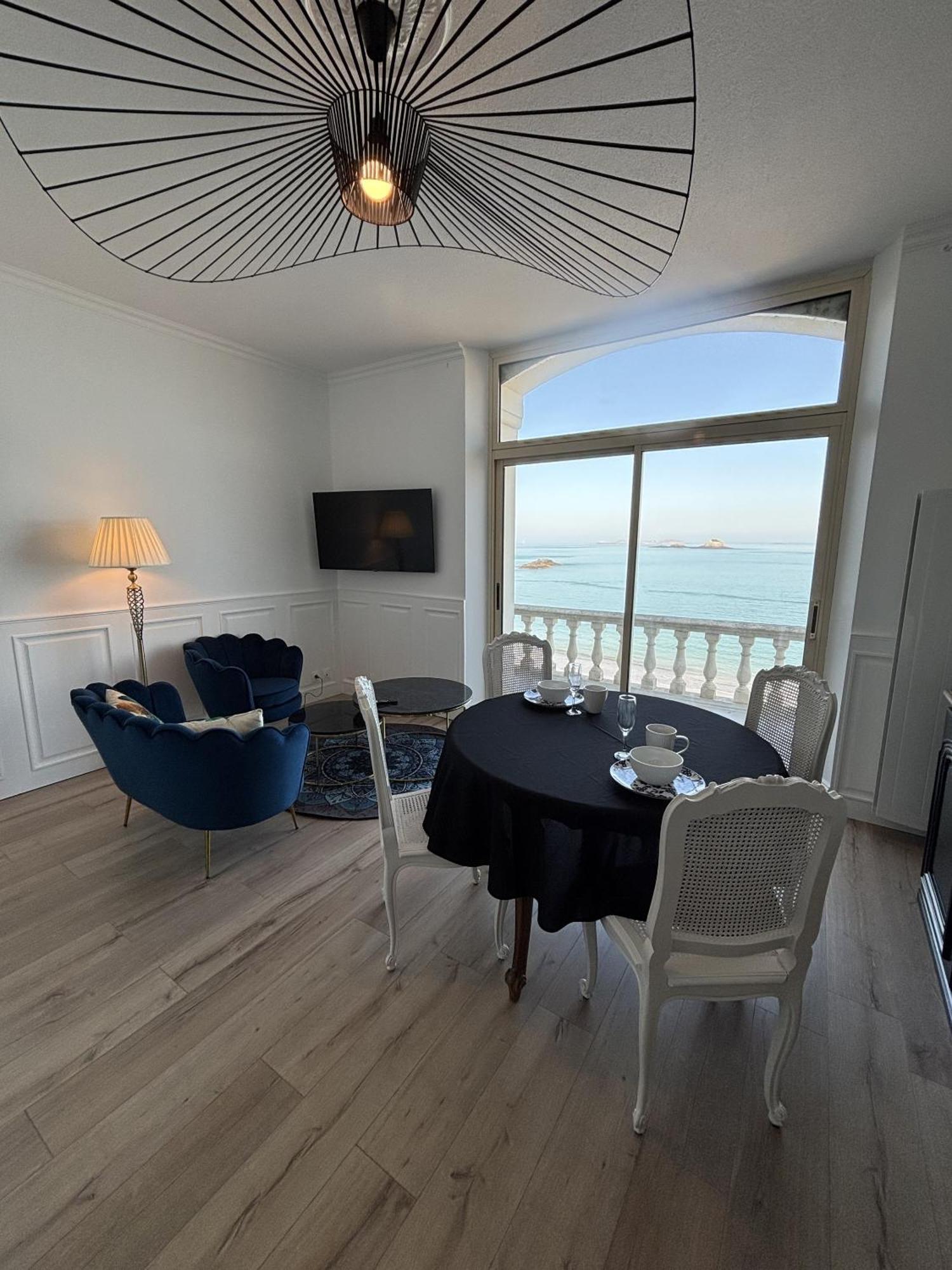 Villa Ker Eole Vue Mer 디나르 객실 사진
