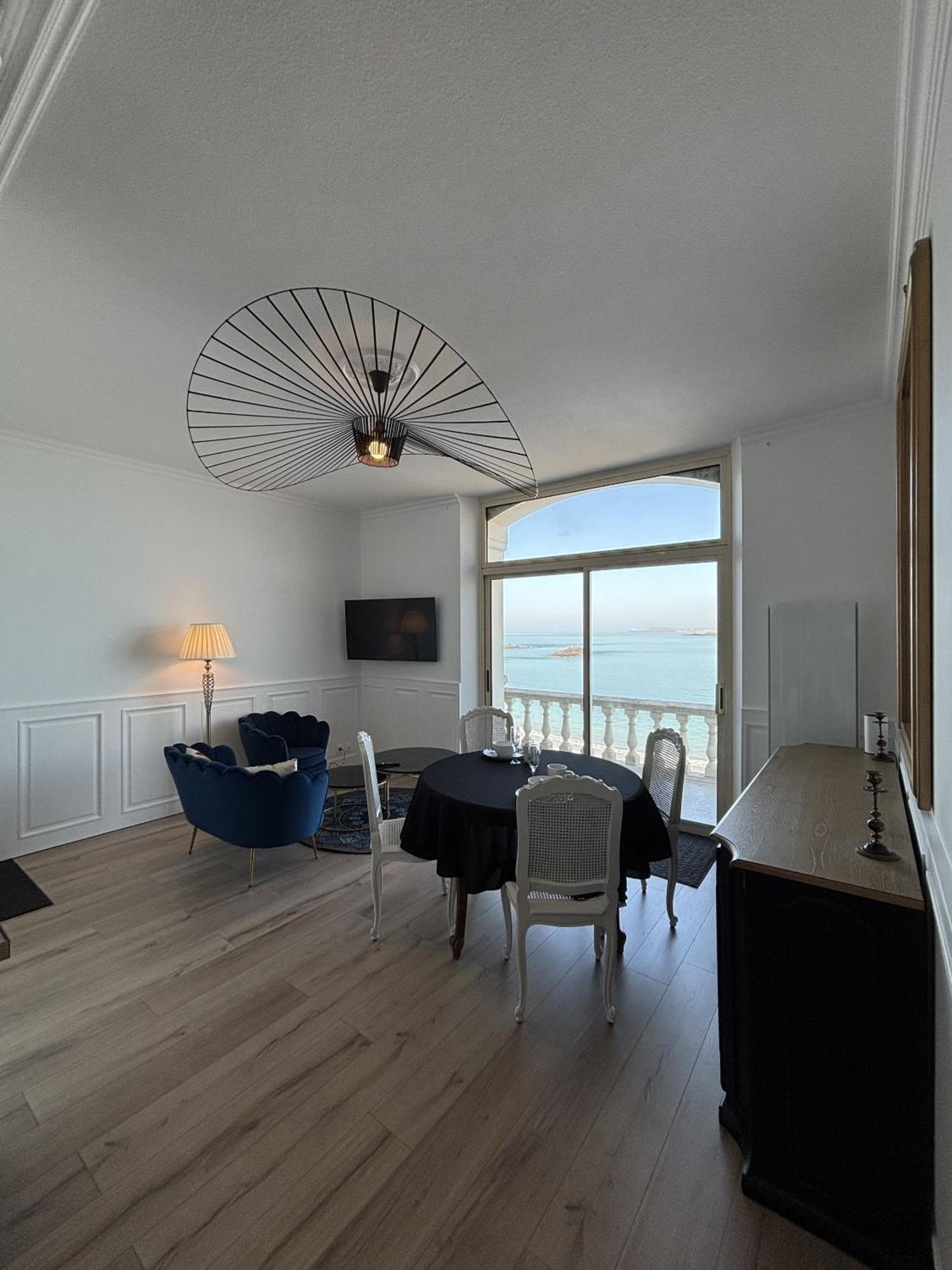 Villa Ker Eole Vue Mer 디나르 객실 사진