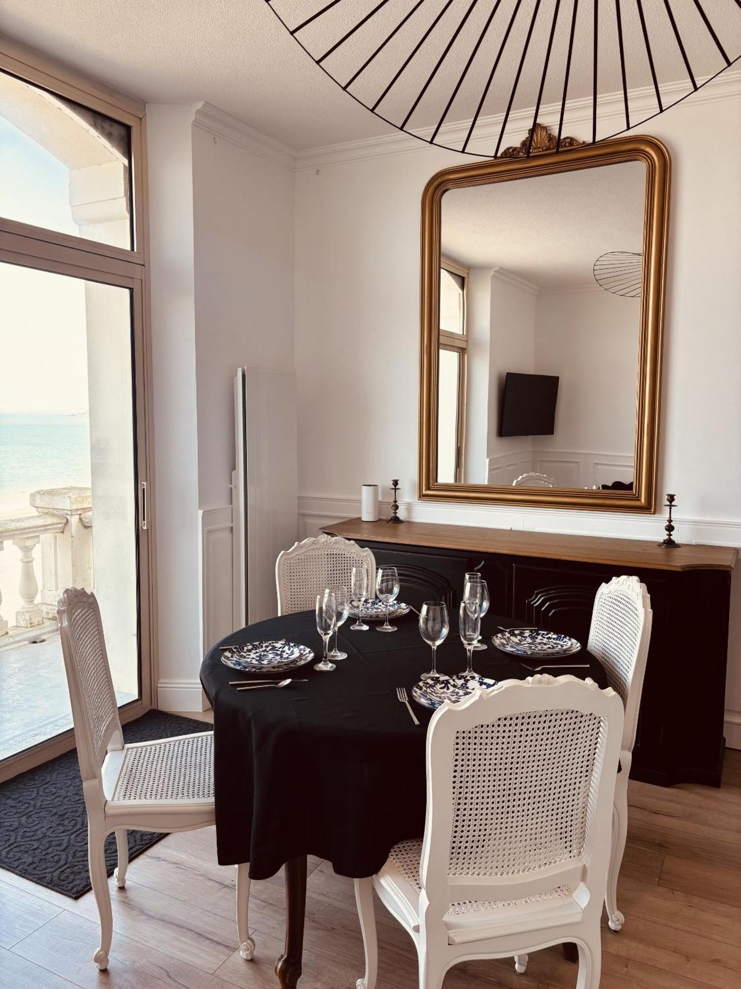 Villa Ker Eole Vue Mer 디나르 외부 사진